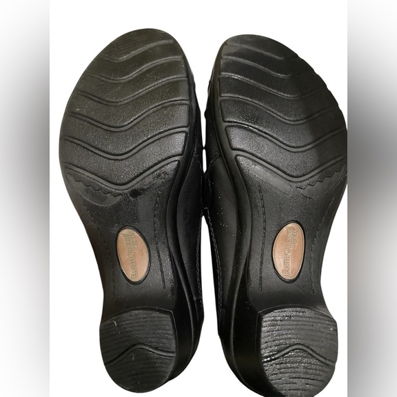 Earth Origins womens Black Slip-On Loafers - Picture 4 of 5